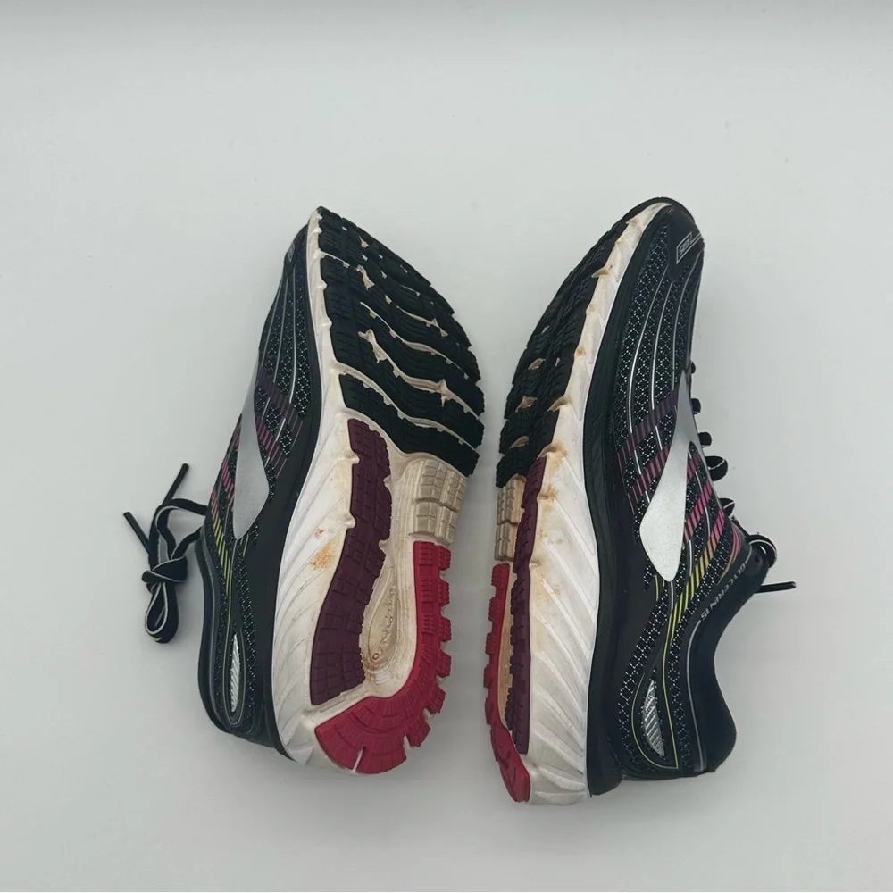 Brooks Glycerin Women's Neutral Running Shoes in Black and Pink